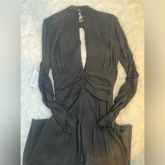 Ellejay Ashley fitted deep neck ruched waist Jumpsuit black animal print size 2 - Picture 5 of 8